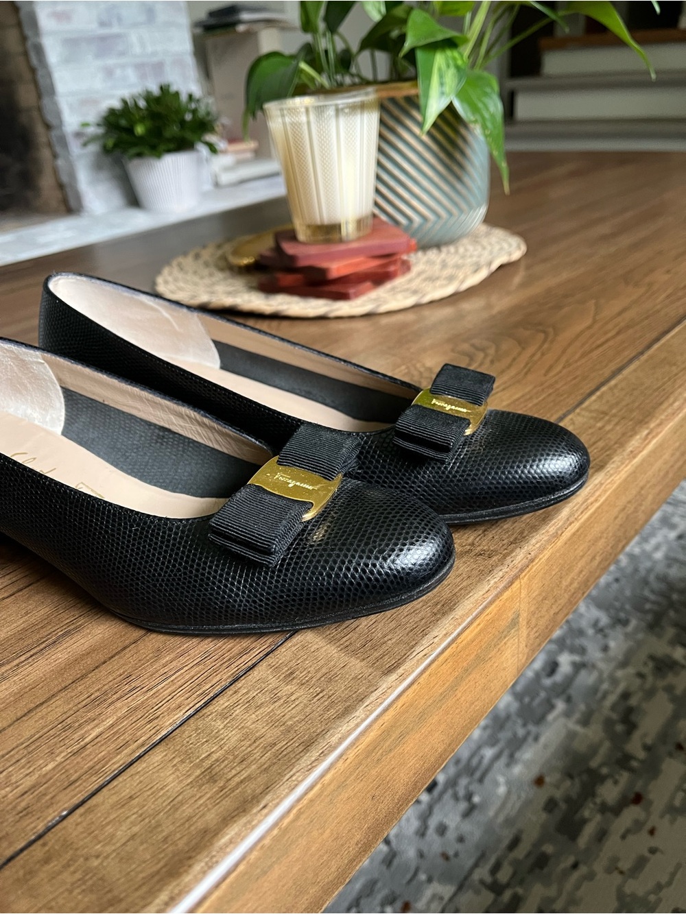 Salvatore Ferragamo size 8 - Picture 3 of 6